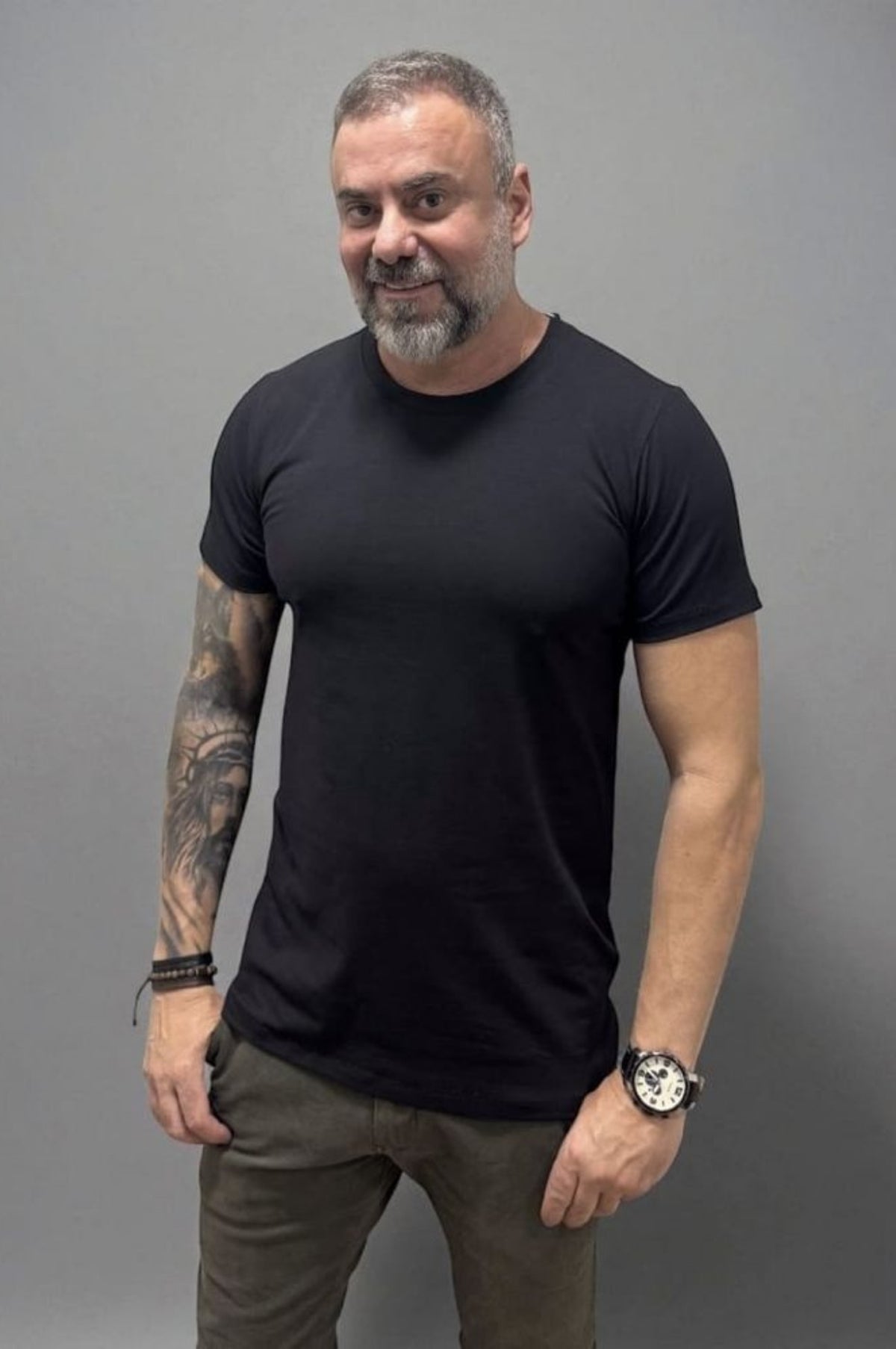 Camiseta Slim Preta Algodão Egípcio