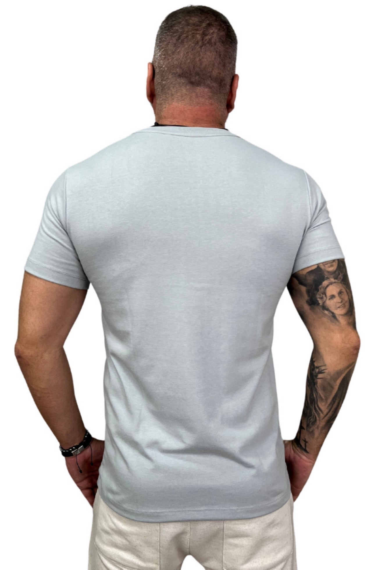 Camiseta Slim 100% Algodão Premium acetinado Gelo