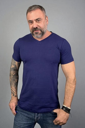 Camiseta Slim Gola V Algodão Egípcio Azul Marinho