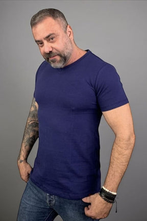 Camiseta Slim Gola V Algodão Egípcio Azul Marinho
