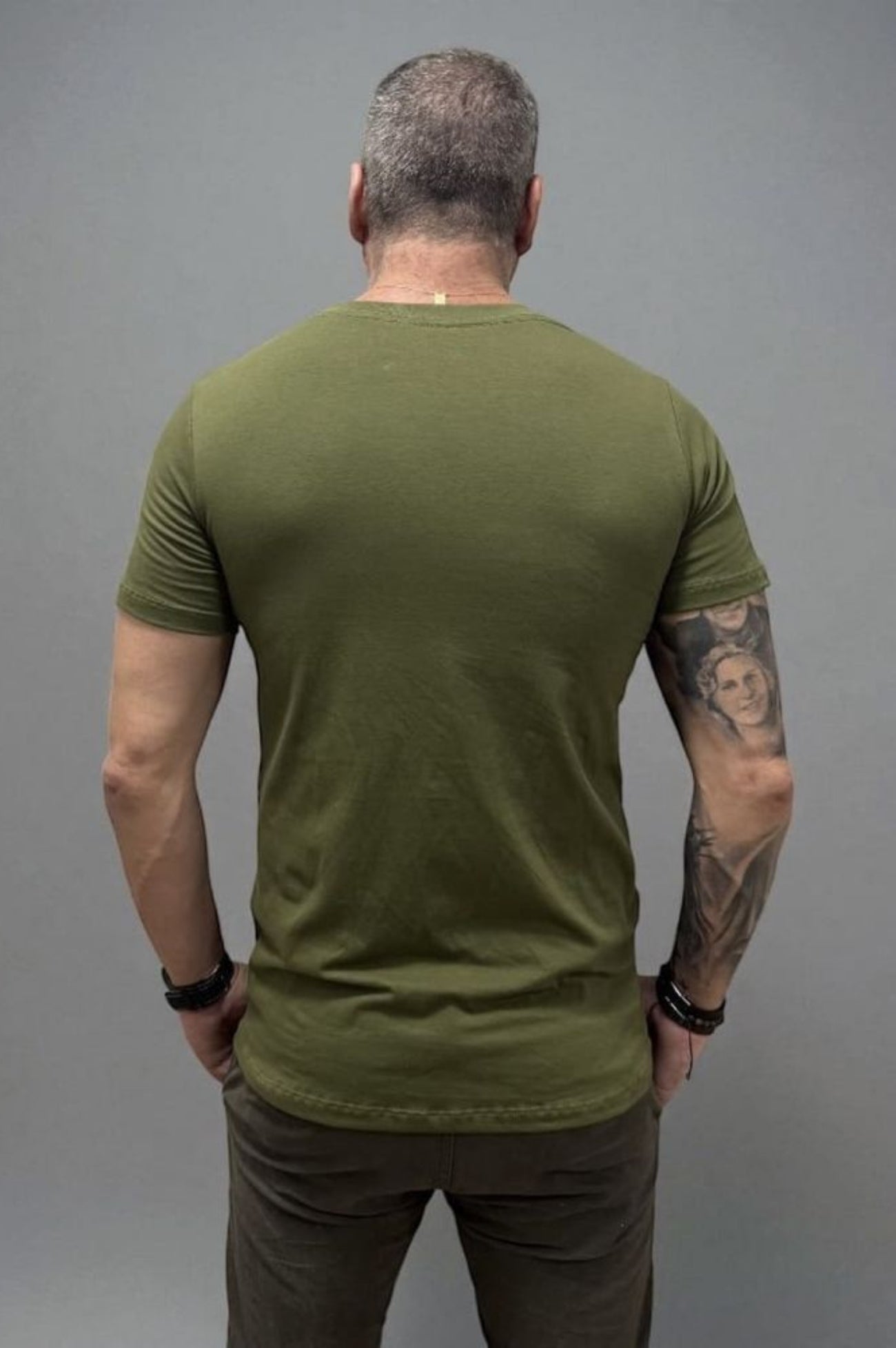 Camiseta Slim Verde Algodão Egípcio