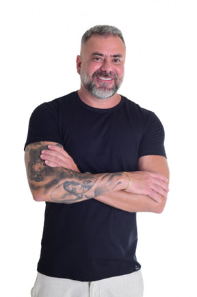 Camiseta Slim levinha Premium gramatura 190 Preta