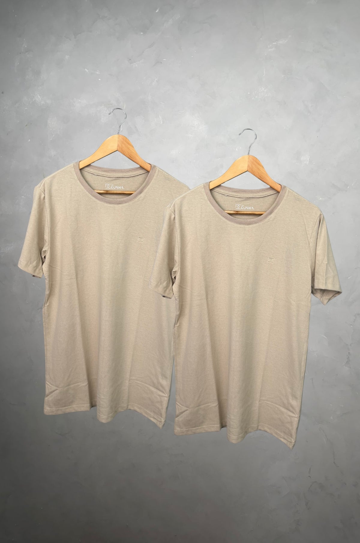 Kit 2 Camisetas Levinha Premium OFF Gramatura 190