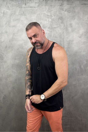 Regata Básica Slim Preta