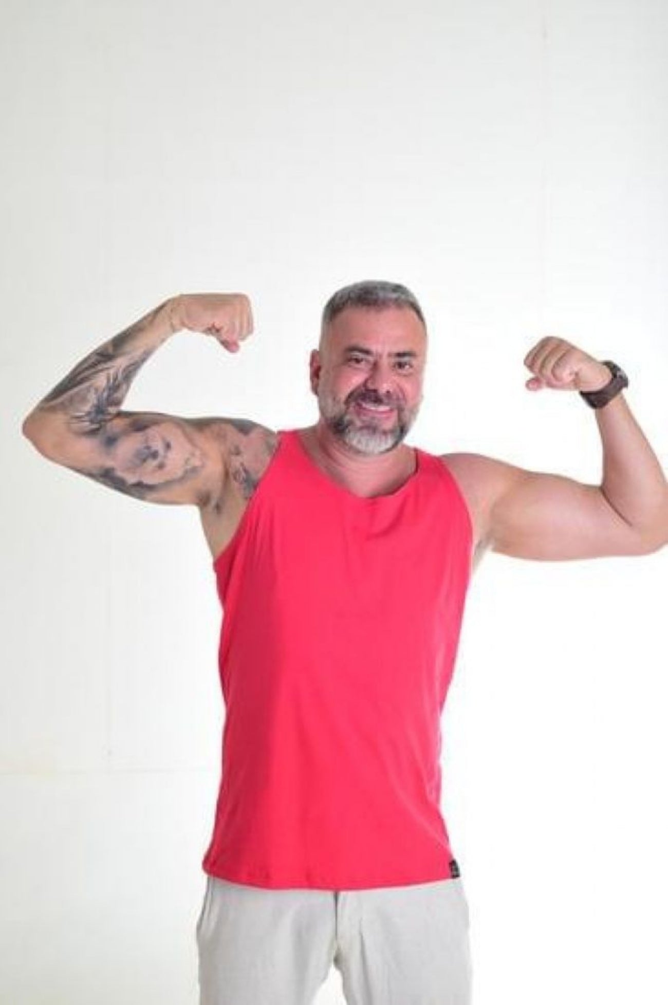 Regata Básica Slim Vermelha