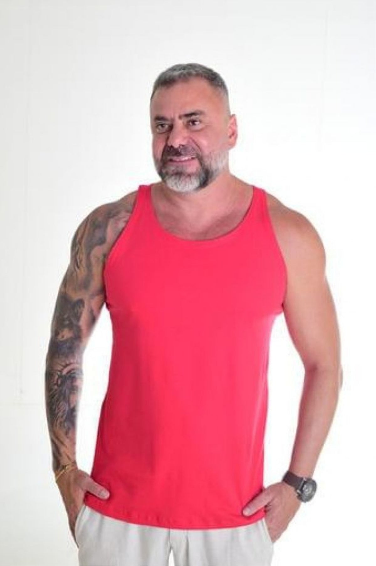 Regata Básica Slim Vermelha