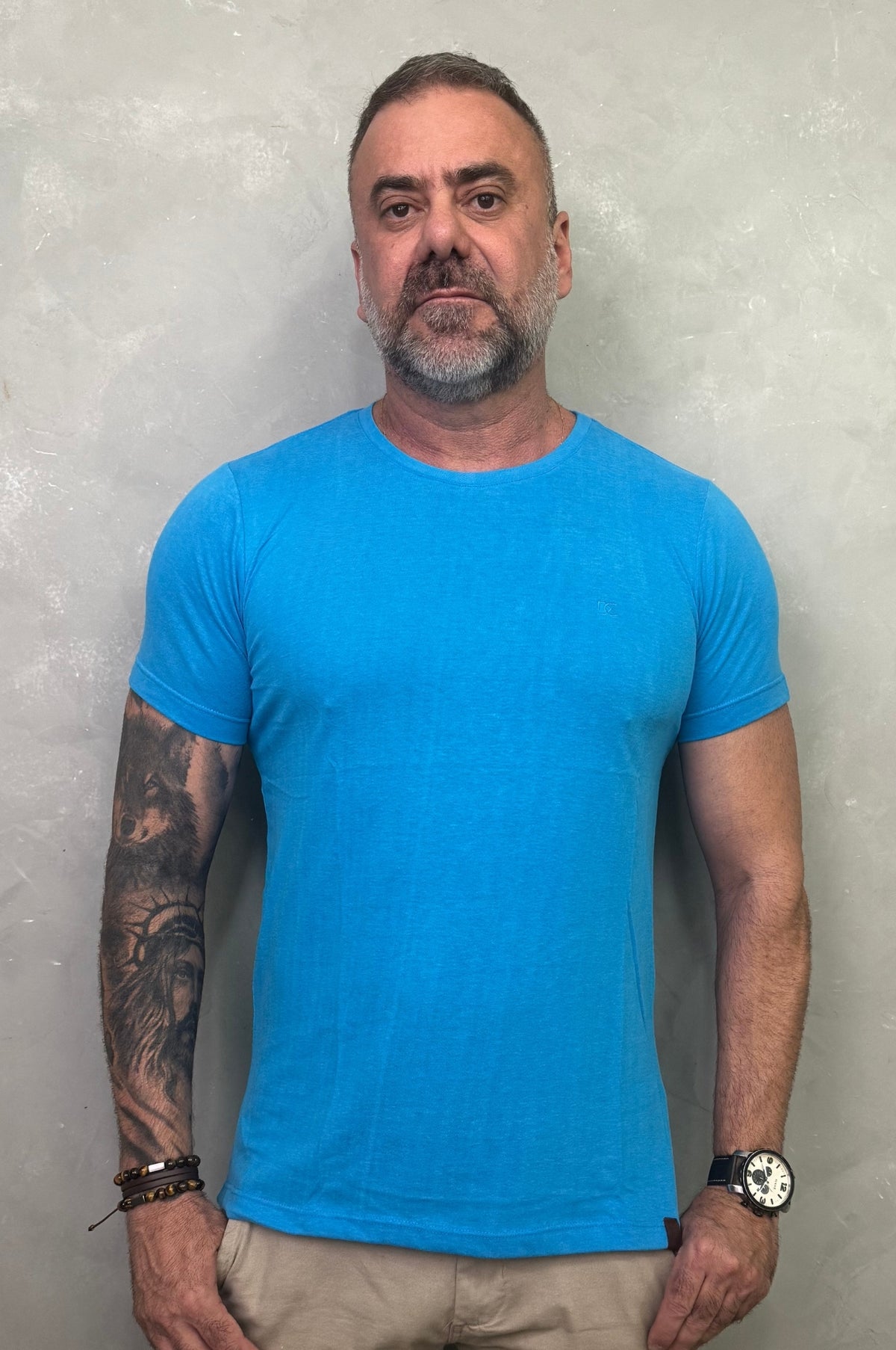 Camiseta Levinha Slim Azul Claro