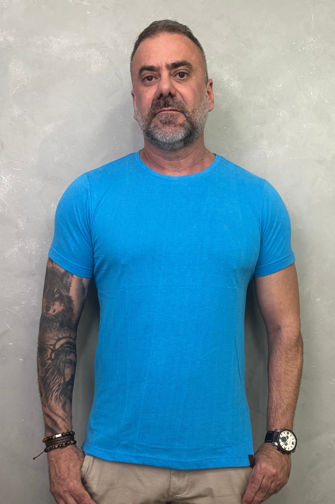 Camiseta Levinha Slim Azul Claro