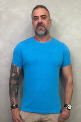 Camiseta Levinha Slim Azul Claro