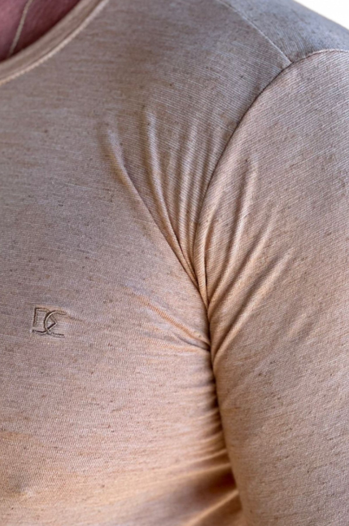 Camiseta Slim Manga Longa Flamê Algodão com Linho Marrom