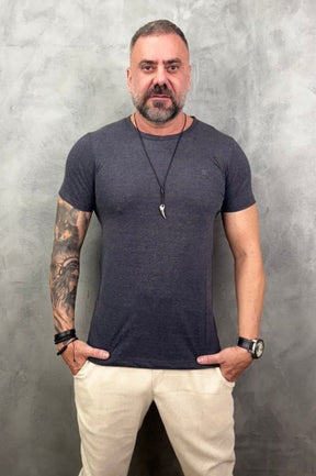 Camiseta Levinha Slim Chumbo Mescla