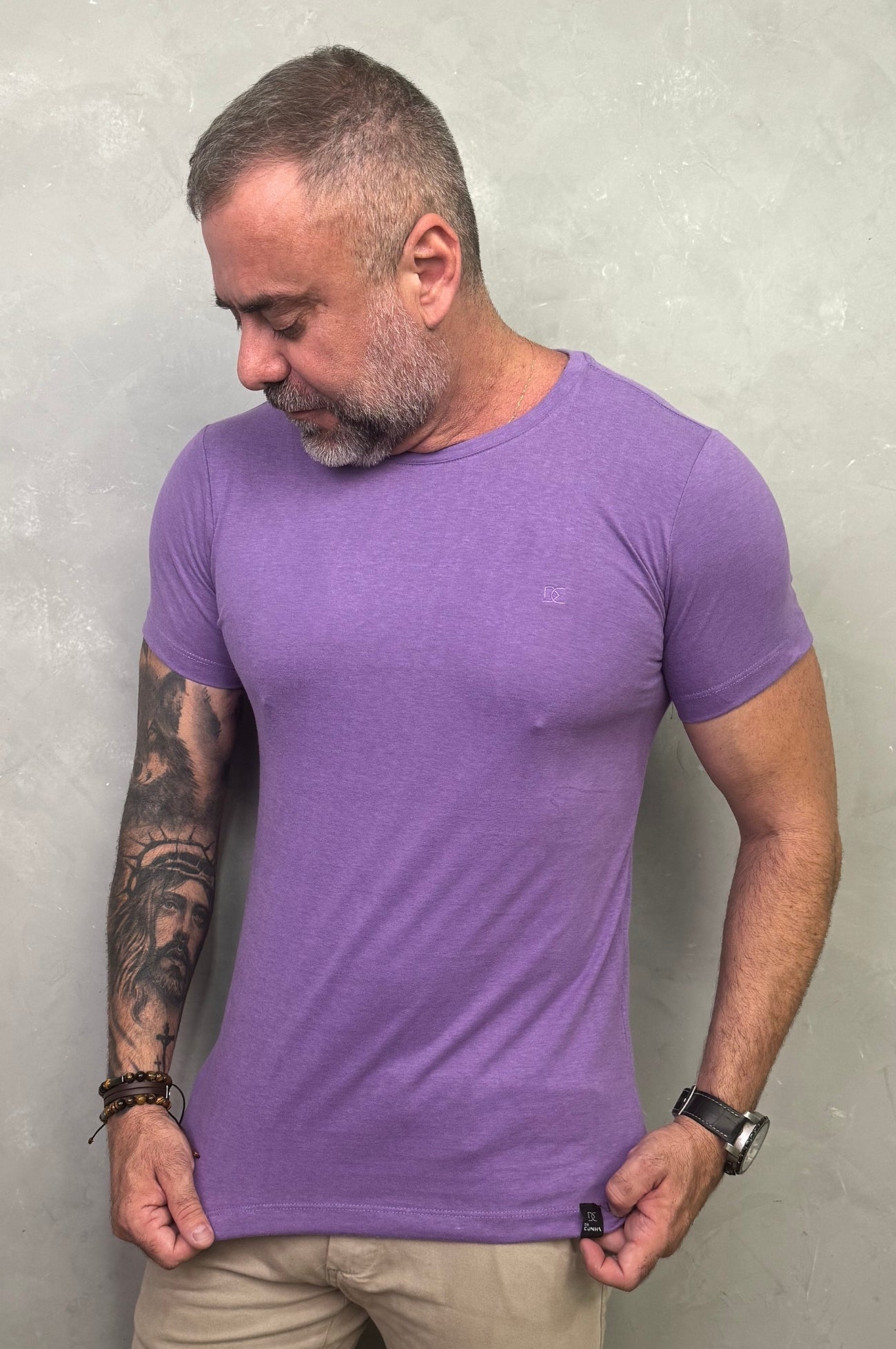 Camiseta Levinha Slim Lilás