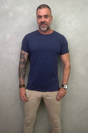 Camiseta Levinha Slim Marinho