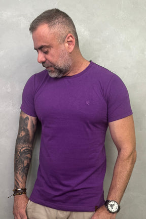 Camiseta Levinha Slim Roxa