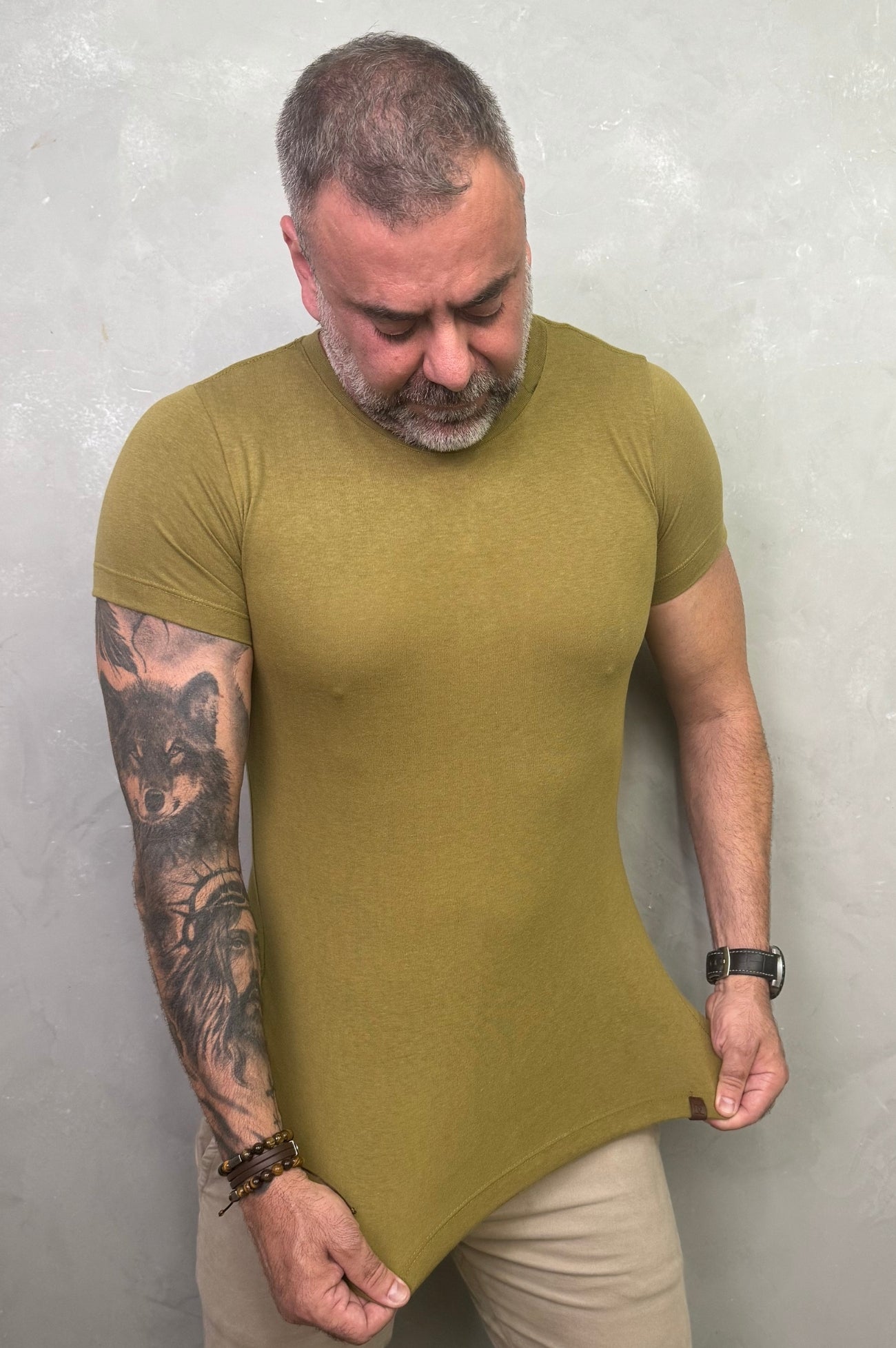 Camiseta Levinha Slim Verde Musgo I
