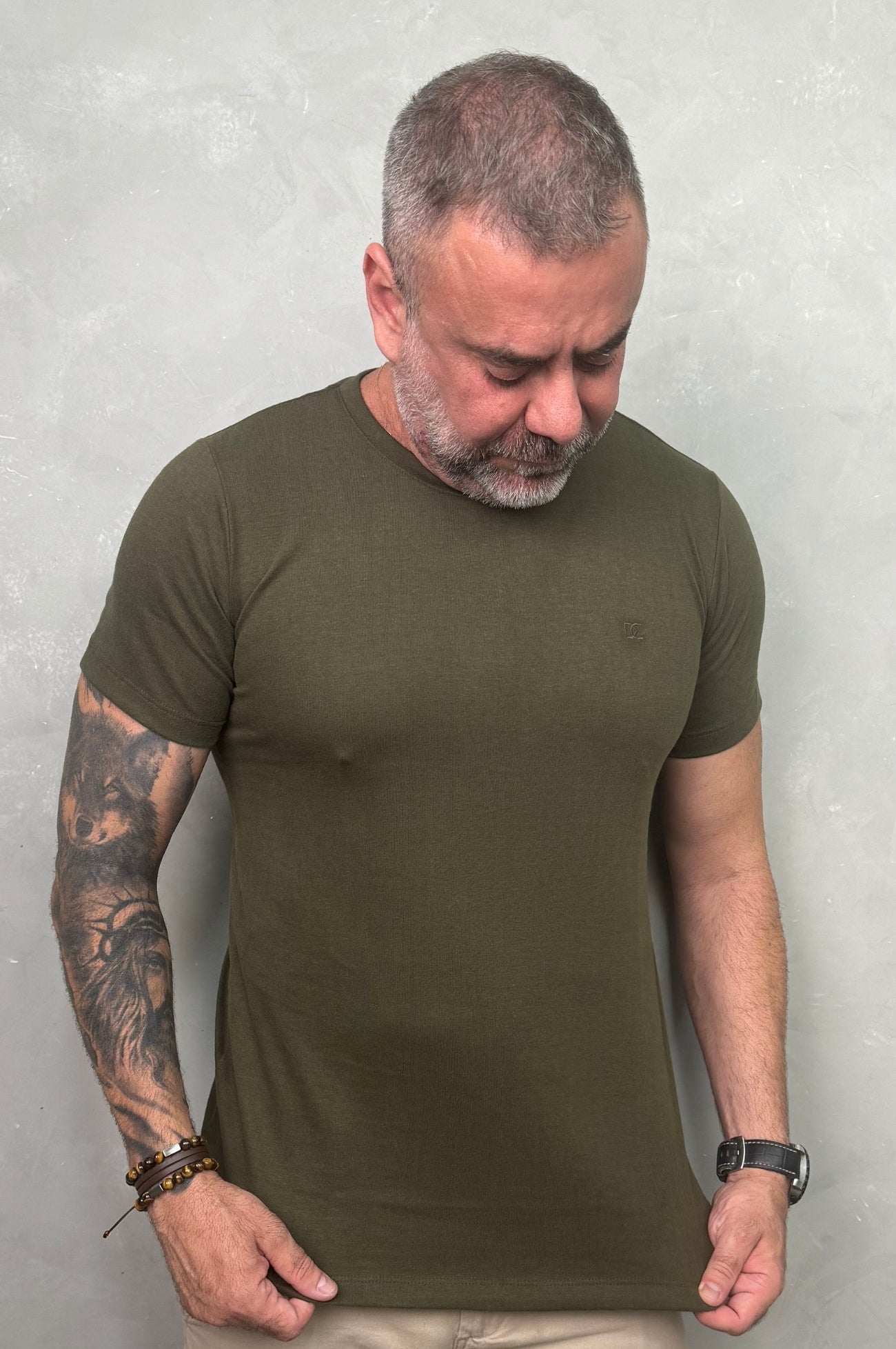Camiseta Levinha Slim Verde Musgo