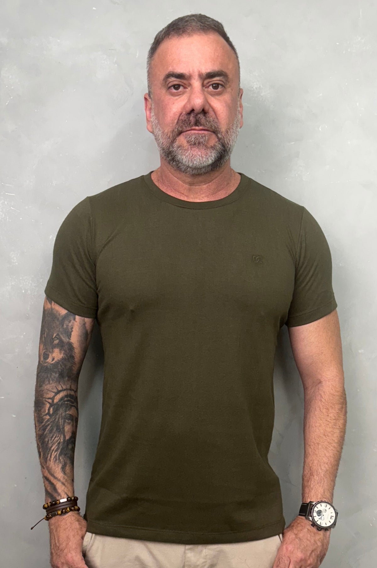 Camiseta Levinha Slim Verde Musgo