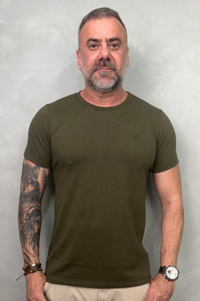 Camiseta Levinha Slim Verde Musgo